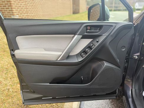 Used 2016 Subaru Forester 2.5i Premium w/ Popular Package #2 image 39