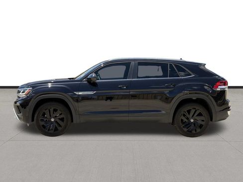 Used 2023 Volkswagen Atlas Cross Sport SE w/ Panoramic Sunroof Package FWD image 8