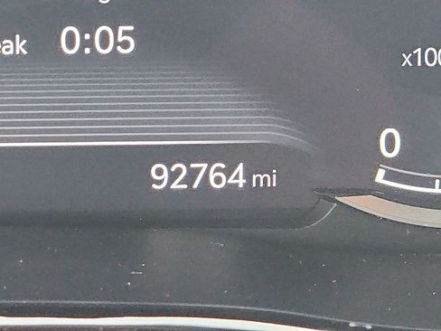 Used 2022 Genesis GV70 2.5T w/ Advanced Package image 20