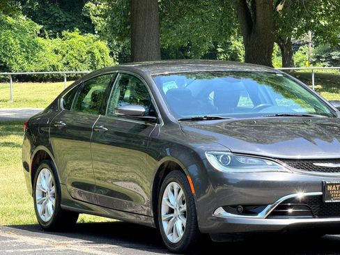 Used 2015 Chrysler 200 C image 17
