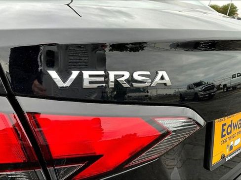 Used 2025 Nissan Versa S w/ Trunk Package FWD image 23