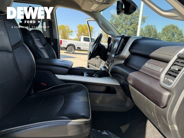 Used 2023 RAM 2500 Laramie AWD/4WD image 30
