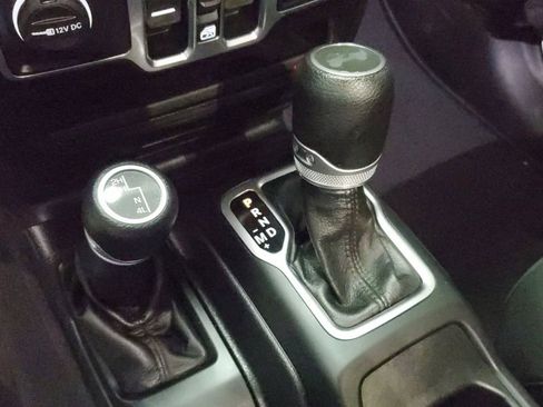 Used 2020 Jeep Wrangler Unlimited Sport S image 25