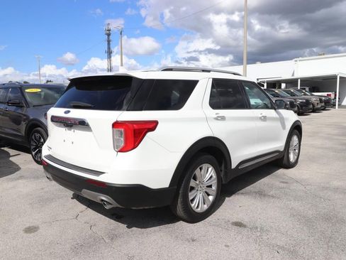 Used 2022 Ford Explorer Limited w/ Limited Technology Package image 8