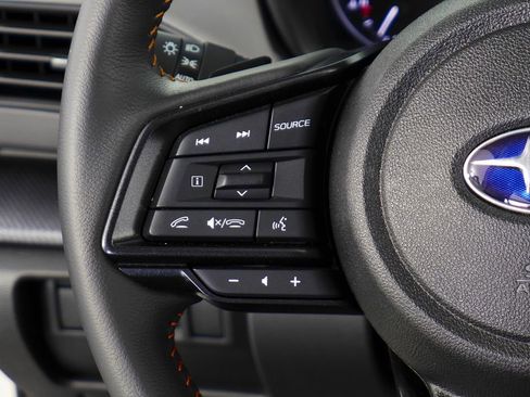 Certified 2025 Subaru Crosstrek 2.5i Limited w/ Crosstrek Mirror Package image 30