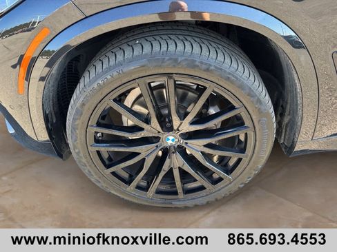 Used 2023 BMW X5 xDrive40i w/ Executive Package image 9