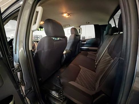 Used 2019 Toyota Tundra SR5 AWD/4WD image 9