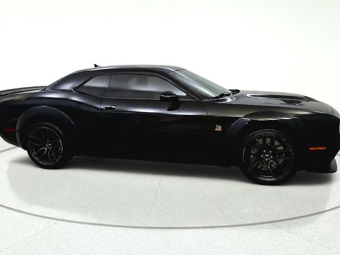 Used 2022 Dodge Challenger R/T Scat Pack RWD image 8