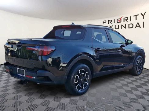 Used 2022 Hyundai Santa Cruz SEL w/ Activity Package FWD image 4