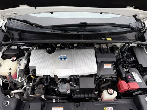 Used 2017 Toyota Prius Prime Advanced FWD image 43