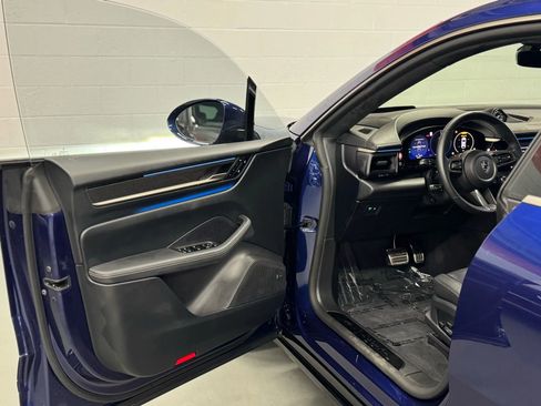 Used 2024 Porsche Macan Turbo Electric image 15