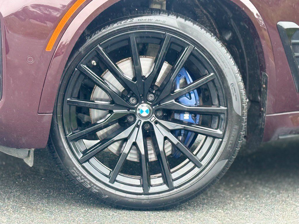 Certified 2024 BMW X5 M60i AWD/4WD image 2