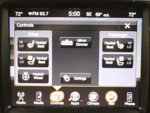 Used 2014 RAM 1500 Laramie Longhorn w/ Convenience Group AWD/4WD image 22