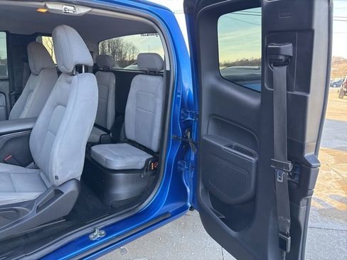 Used 2018 Chevrolet Colorado W/T w/ WT Convenience Package image 41