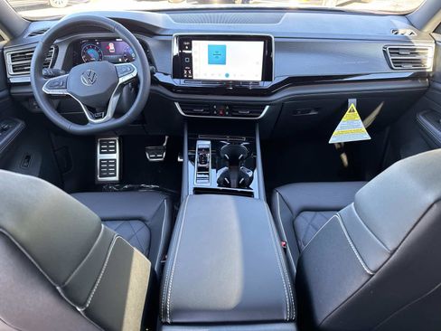 New 2026 Volkswagen Atlas Cross Sport SEL Premium R-Line image 16