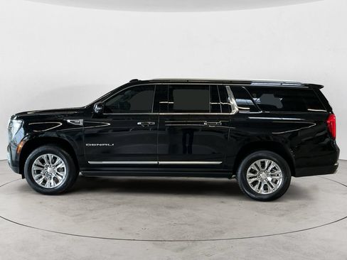 Certified 2026 GMC Yukon XL Denali w/ Sun & Power Step Package AWD/4WD image 8
