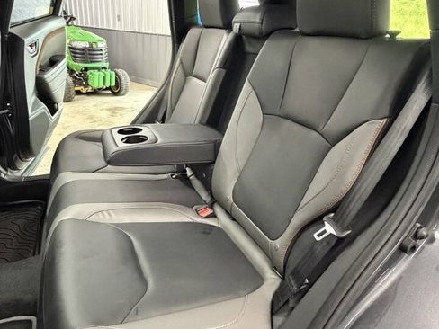 Used 2025 Subaru Forester Sport AWD/4WD image 37