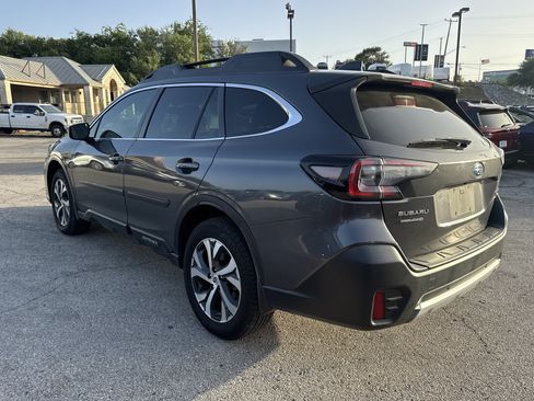 Certified 2022 Subaru Outback Limited XT AWD/4WD image 5