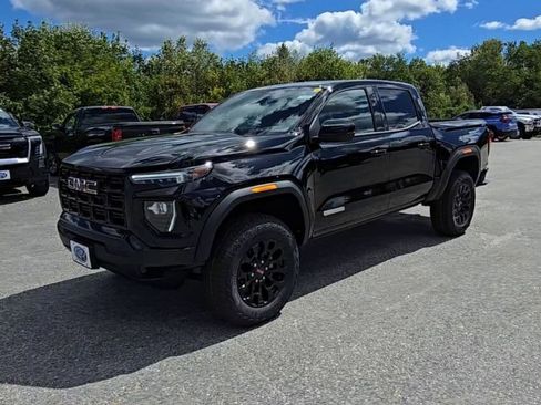 New 2026 GMC Canyon Elevation image 40