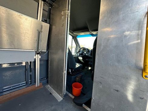 Used 2019 Mercedes-Benz Sprinter 170 image 22