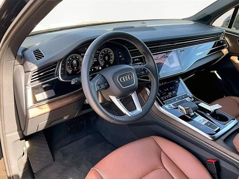 Used 2025 Audi Q7 2.0T Premium Plus w/ Premium Plus Package image 13