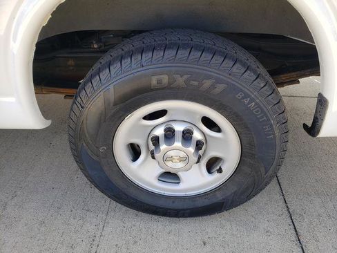 Used 2014 Chevrolet Express 2500 RWD 2500 135 image 27