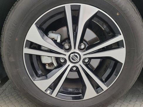 Used 2023 Nissan Sentra SV FWD image 31