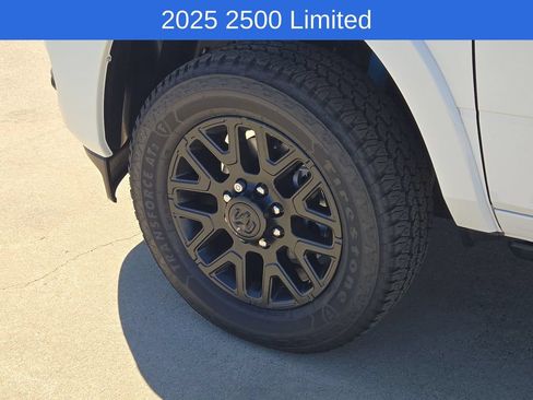 New 2025 RAM 2500 Limited AWD/4WD image 11