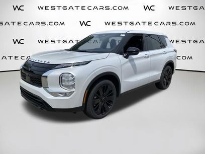 New 2026 Mitsubishi Outlander LE
