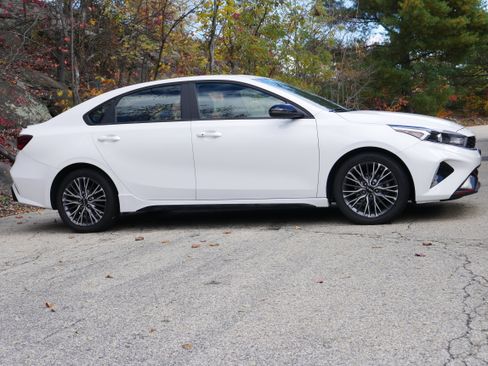 Certified 2022 Kia Forte GT-Line w/ GT-Line Premium Package image 8