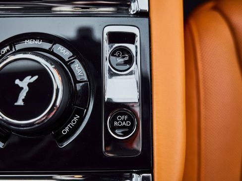 Used 2020 Rolls-Royce Cullinan AWD/4WD image 72