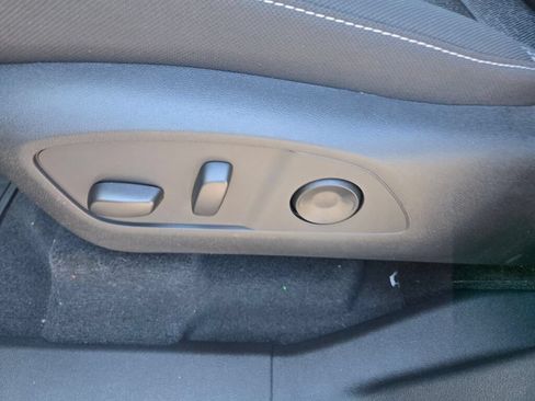 New 2026 Chevrolet Traverse LT w/ Driver Confidence Package FWD image 18