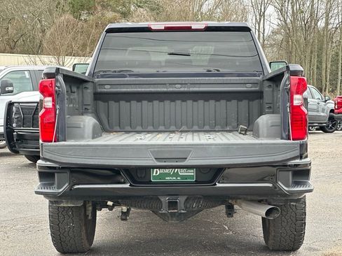 Used 2024 Chevrolet Silverado 2500 Custom w/ Custom Value Package image 15