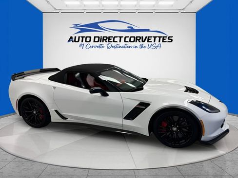Used 2015 Chevrolet Corvette Z06 w/ 3LZ Preferred Equipment Group RWD image 7