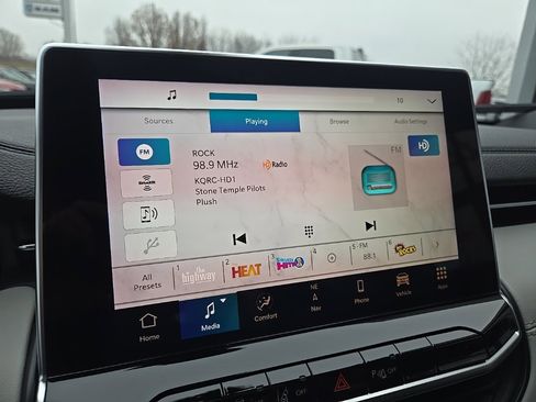 Used 2024 Jeep Compass Limited w/ Elite Group image 47