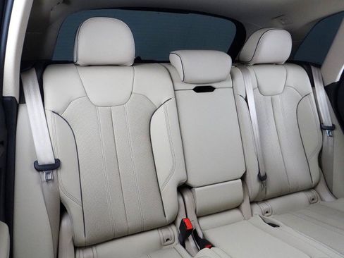 Used 2024 Audi Q5 Premium Plus w/ Premium Plus Package image 16