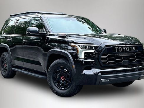 Used 2025 Toyota Sequoia TRD Pro AWD/4WD image 2