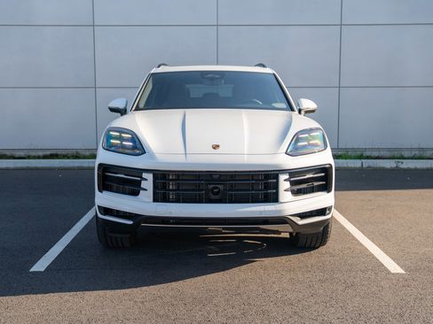 New 2026 Porsche Cayenne AWD/4WD image 6