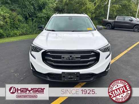 Used 2020 GMC Terrain SLE w/ Driver Convenience Package AWD/4WD image 5
