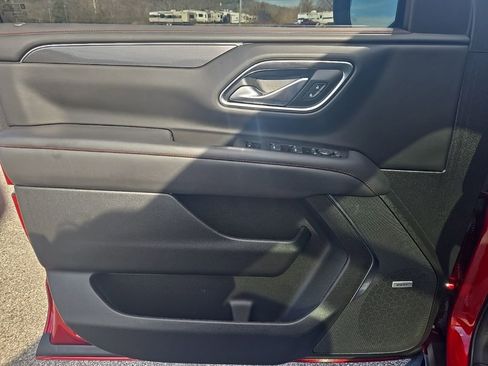 Used 2024 Chevrolet Tahoe RST w/ Luxury Package image 16