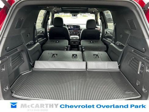 New 2026 Chevrolet Traverse RS w/ LPO, Floor Liner Package image 26