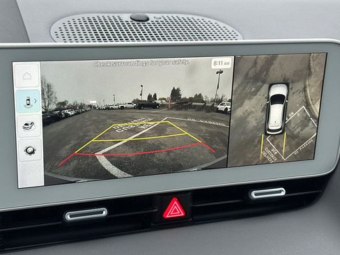 Used 2023 Hyundai Ioniq 5 Limited image 23