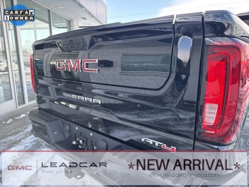Used 2021 GMC Sierra 1500 AT4 w/ AT4 Preferred Package image 9
