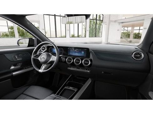 Certified 2026 Mercedes-Benz GLA 250 4MATIC image 6