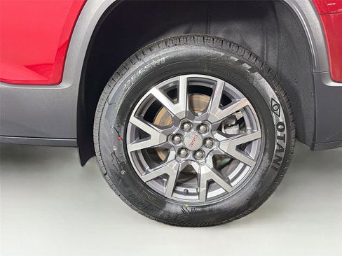 Used 2023 GMC Acadia SLE w/ Driver Convenience Package image 31