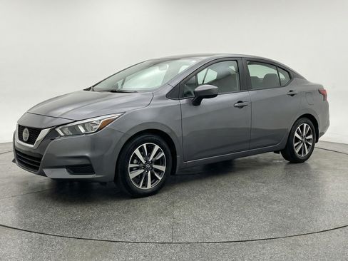 Used 2025 Nissan Versa SV FWD image 3