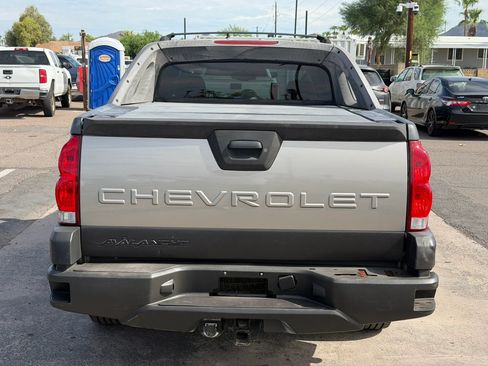 Used 2003 Chevrolet Avalanche 2WD image 8