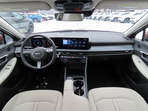 Used 2025 Hyundai Sonata SEL image 18