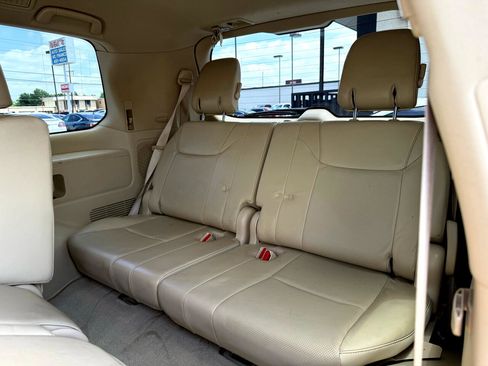 Used 2015 Lexus LX 570 4WD image 20