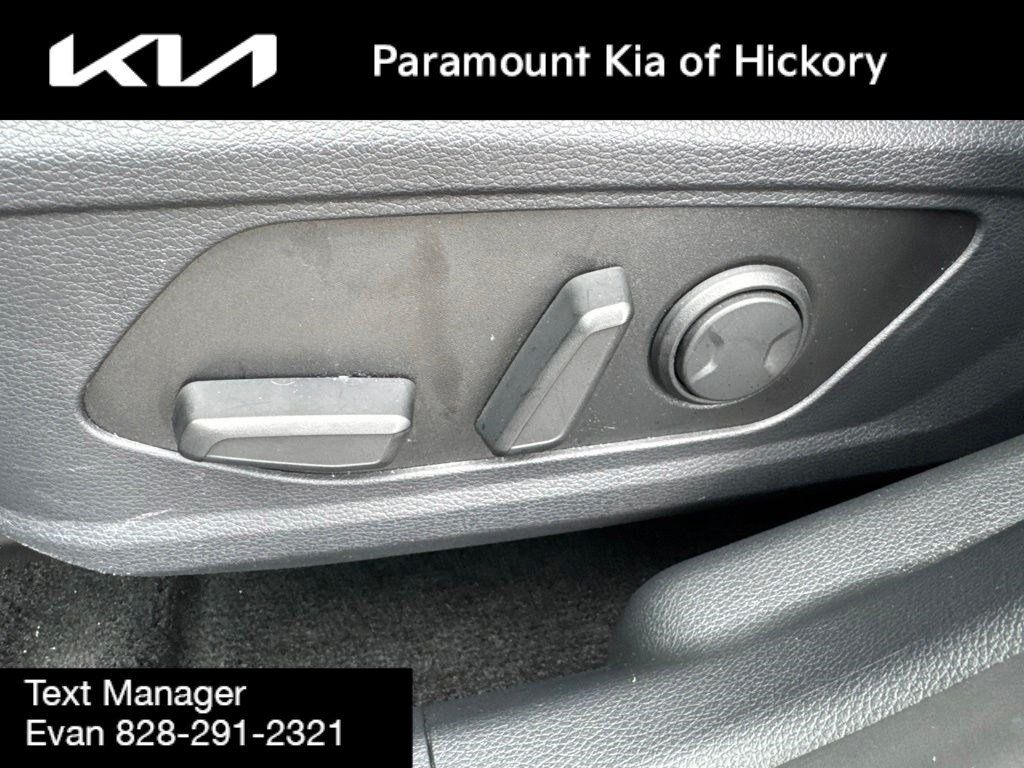 Used 2023 Kia Sportage EX AWD/4WD image 21